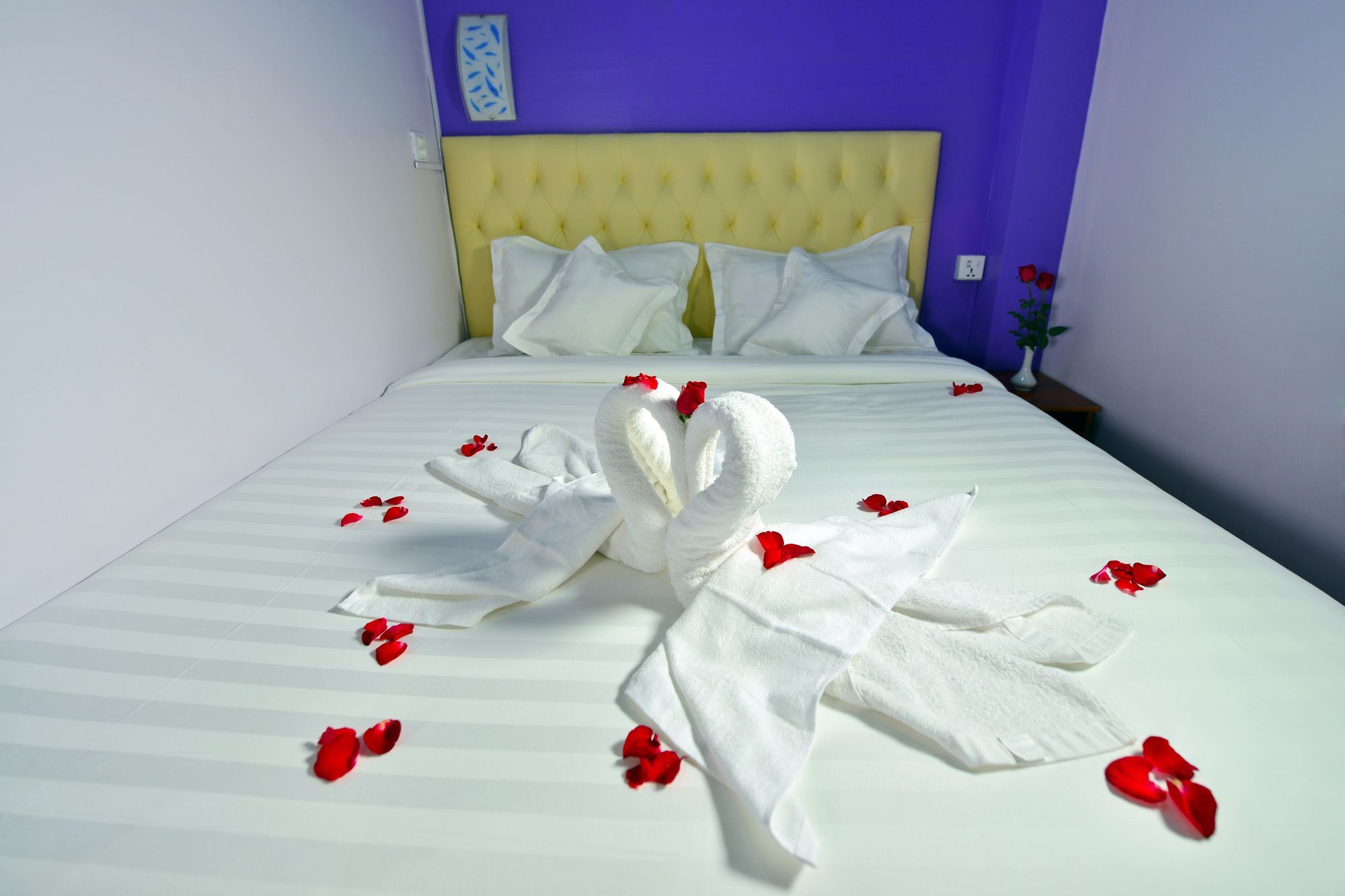Okkala Hotel Янгон Экстерьер фото